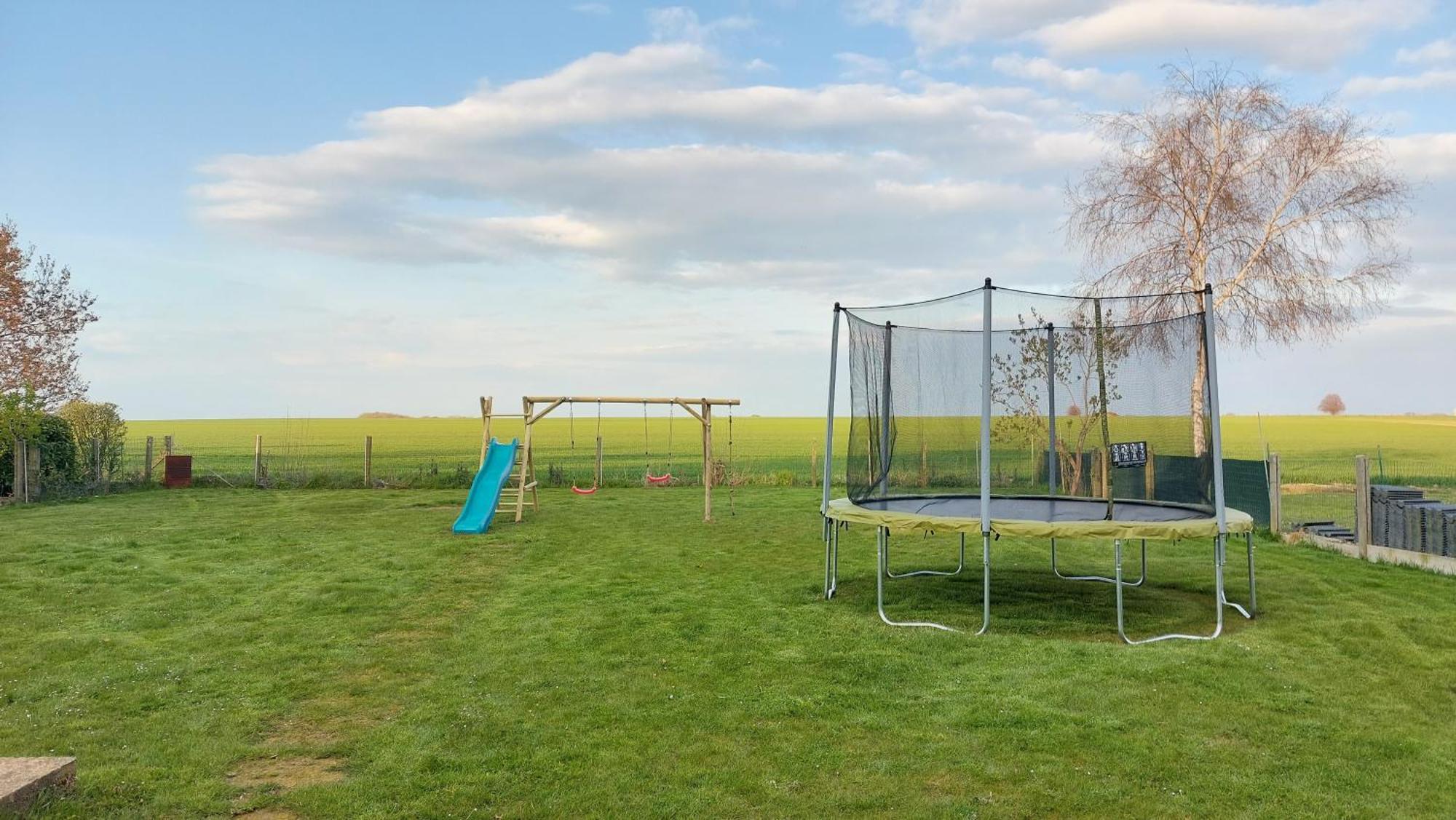 Maison De Vacances Situee Entre Liege, Tongres Et Vise Slins Екстериор снимка
